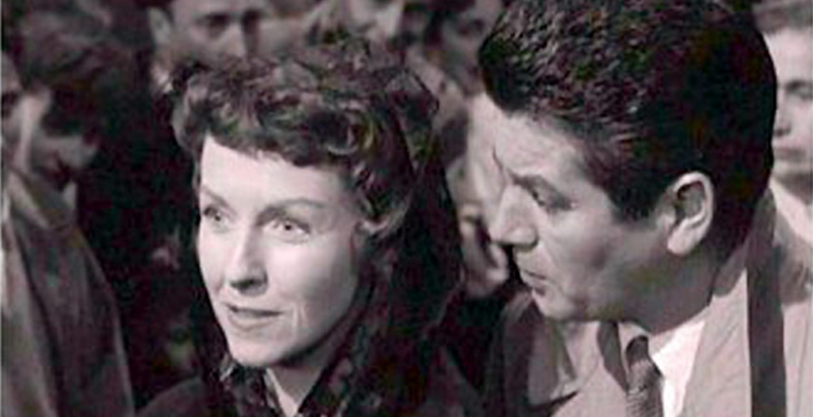 De paseo por la calle Mayor por Salvador Rivas